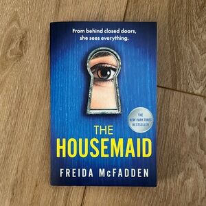 The Housemaid by Freida McFadden book